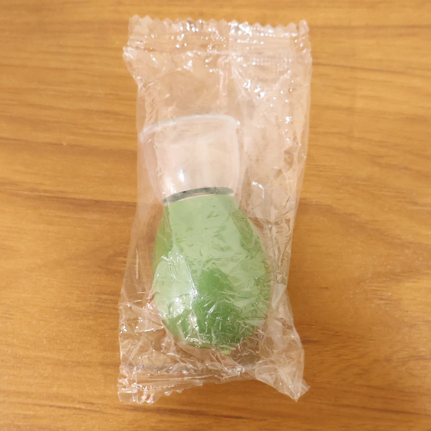 Easy squeeze silicone massage cup for adjustable suction therapy