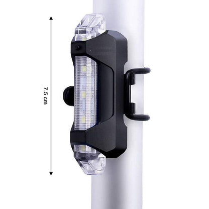 Waterproof USB rechargeable bicycle light enduring splashes highlights durability.