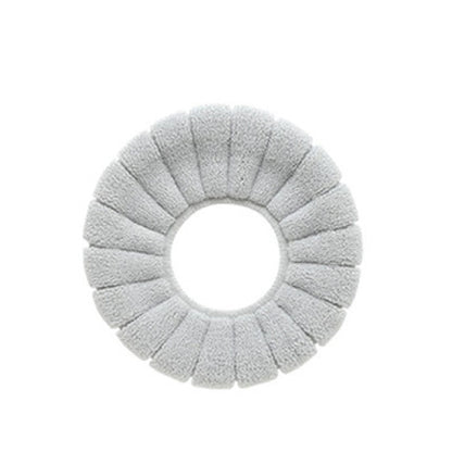 Emphasizing hygiene, this Toilet Seat Cover is easily washable for clean and comfortable daily use.