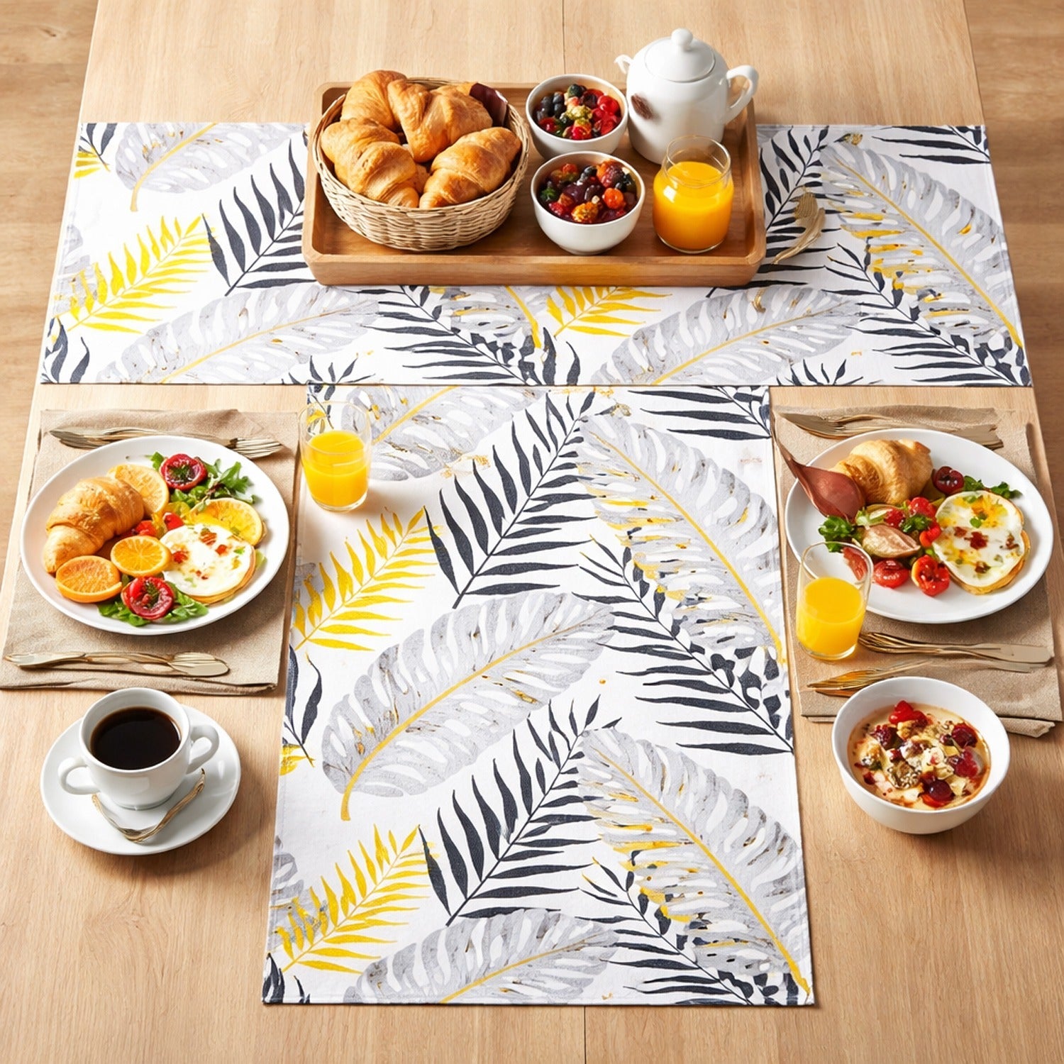 Reversible dining table placemat with elegant leaf print