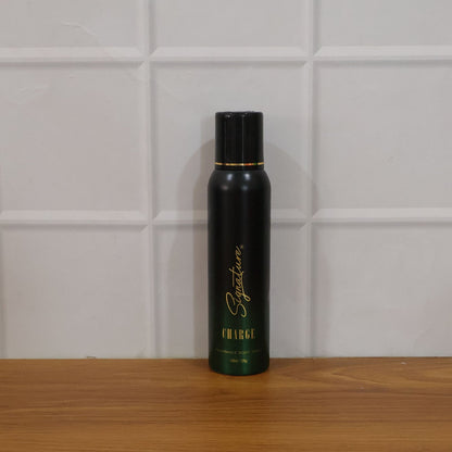 Stylish Signature charge fragrance deodorant spray design