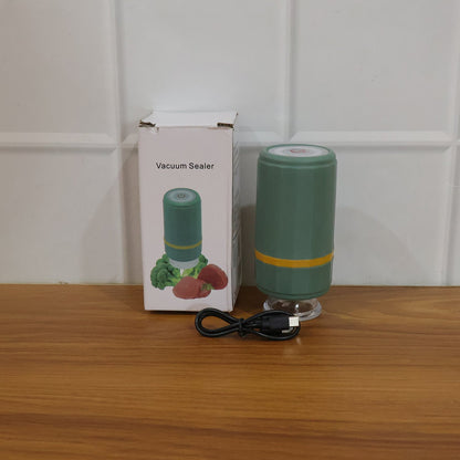 compact vacuum sealing device for food